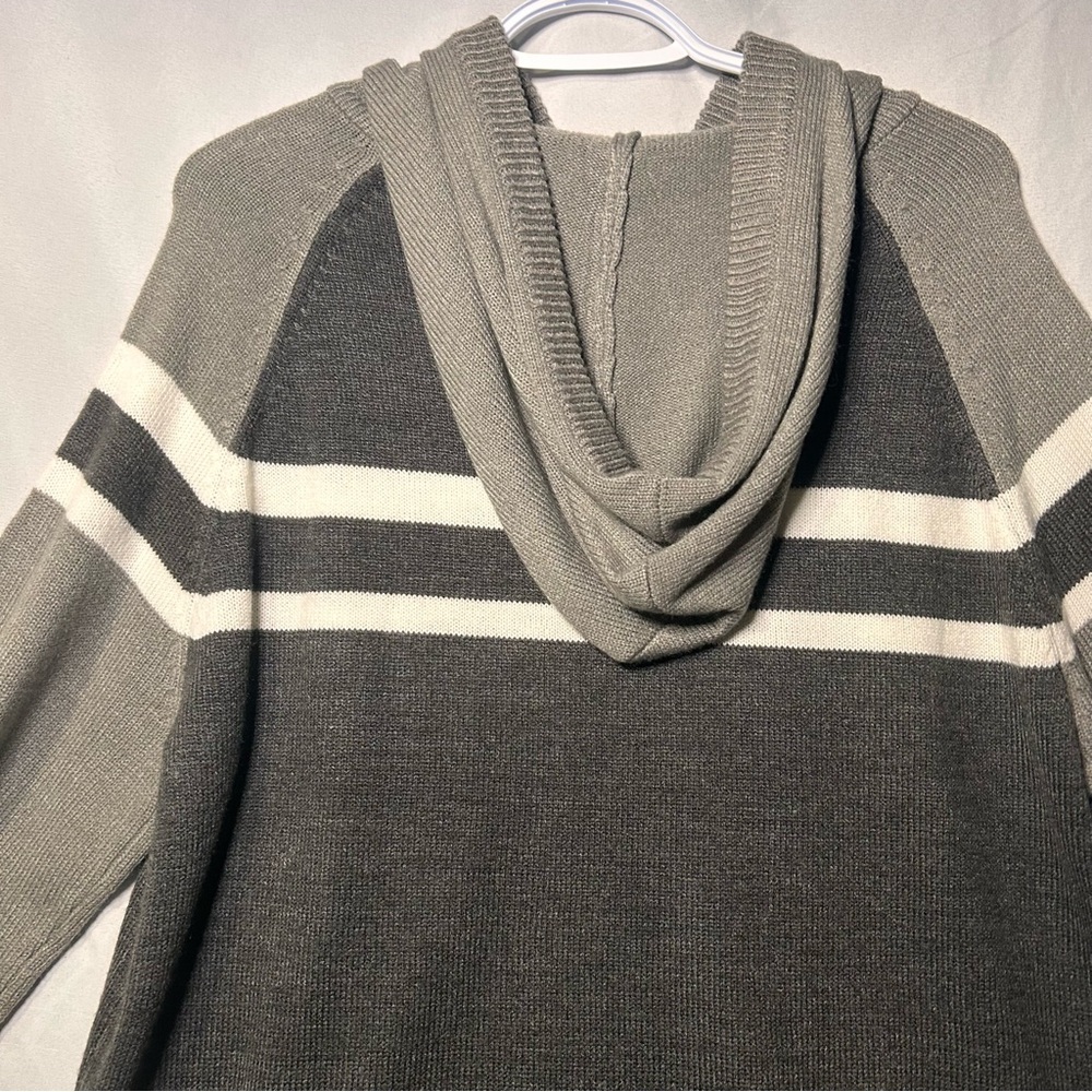 NHL Toronto Maple Leafs Gray knitted hoodie sweater XL - Picture 10 of 12